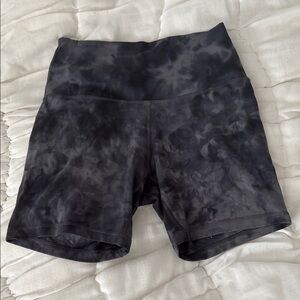 Women's Lululemon Tie-Dye Biker Shorts